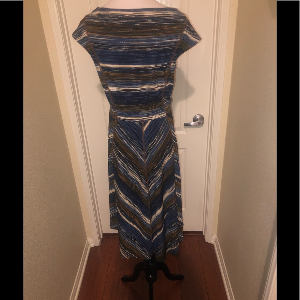 👇🏻$Reduced to lowest price. Signature byRobbie Bee striped w/warm colors dress - Picture 7 of 10